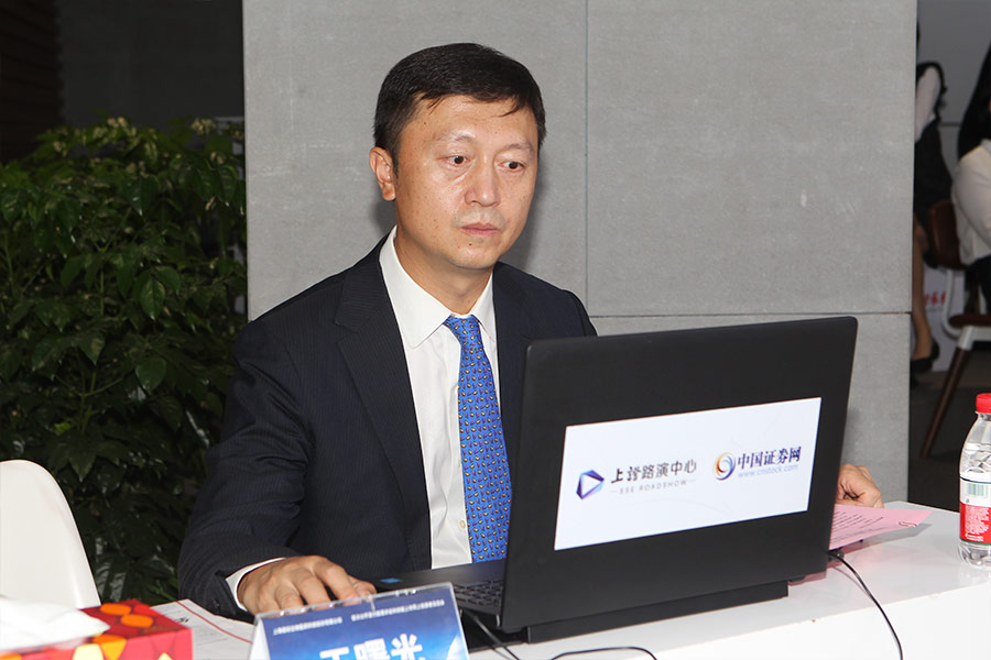 中金公司 成长企业投行部负责人,董事总经理 王曙光先生